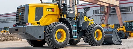 956H Chargeuse des pneus