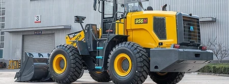 956H Chargeuse des pneus